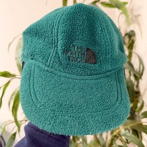 The North Face Teal Fleece Earflap Cap Hat Adjustable Vintage Style‎